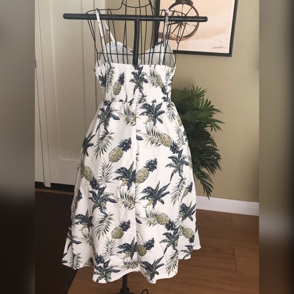 <LAST>Summer ☀️ Floral Leaf Midi Sundress Dress - Picture 5 of 7